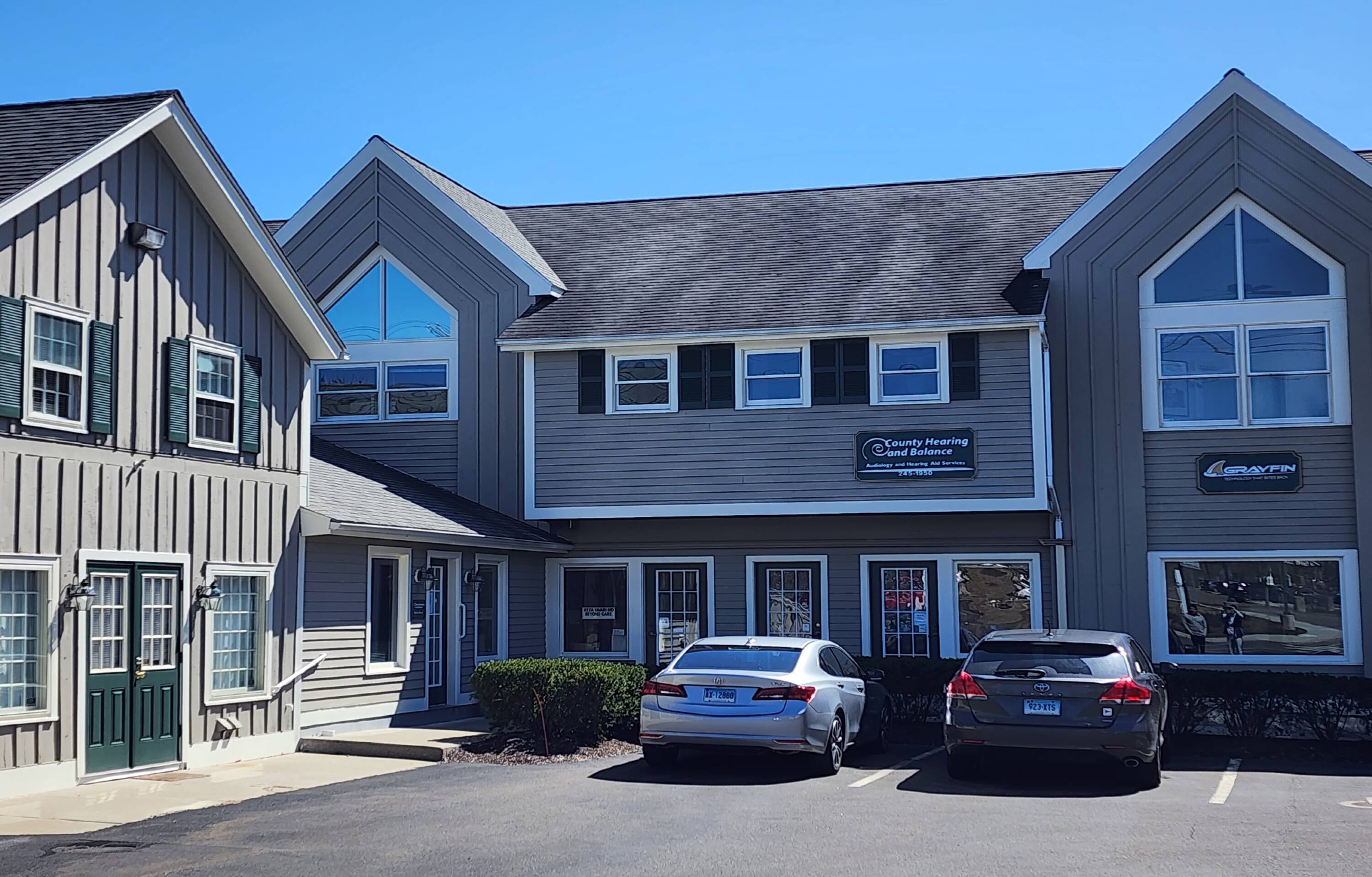 82 Bradley Rd, Madison, CT 06443