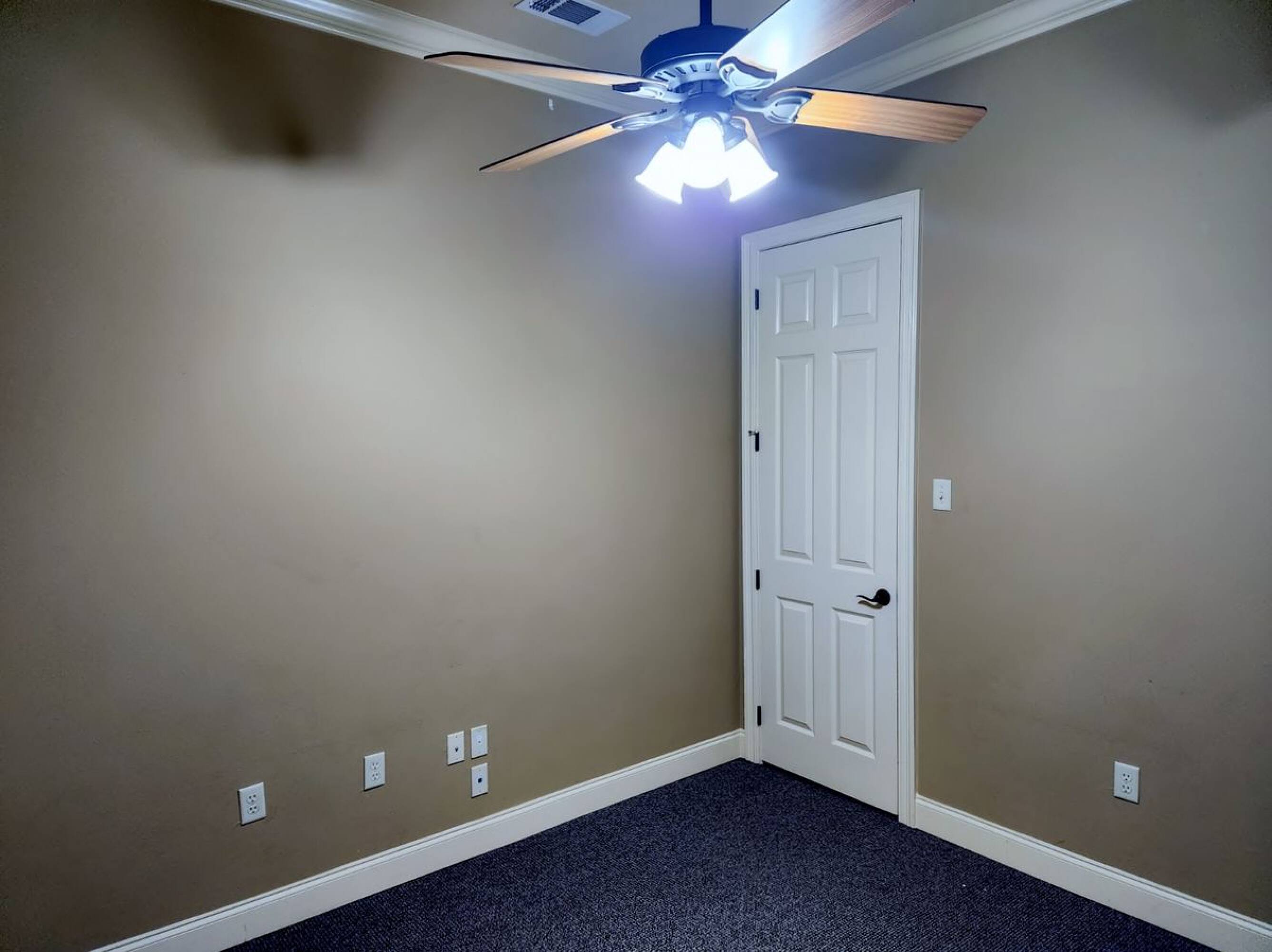 12320-la-44-unit-a-gonzales-la-70737-crexi