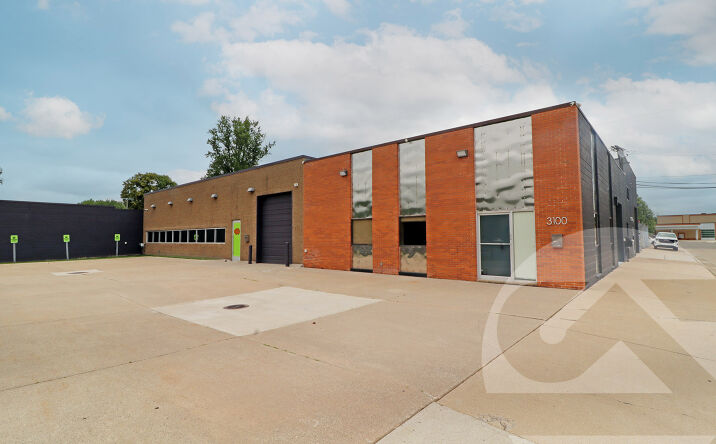 Pictures of Retail, Office, Industrial property located at 3100 Hilton Rd, Ferndale, MI 48220 for lease - image #1