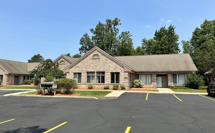 Pictures of Office property located at 2390 Woodlake Dr, Okemos, MI 48864 for lease - image #1