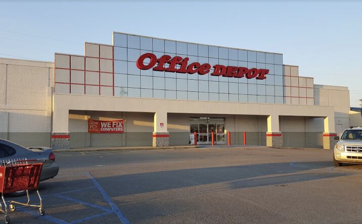 Pictures of Restaurant, Office, Retail property located at 731 Battlefield Pkwy, Fort Oglethorpe, GA 30742 for lease - image #1