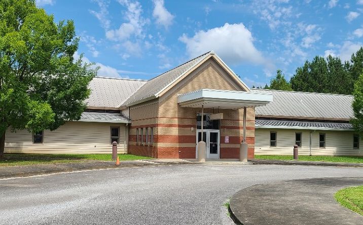 Pictures of Office property located at 615 E Villanow St, LaFayette, GA 30728 for lease - image #1