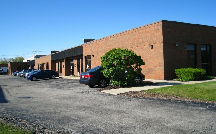 Pictures of Industrial property located at 3645 Woodhead Dr, Northbrook, IL 60062 for lease - image #1