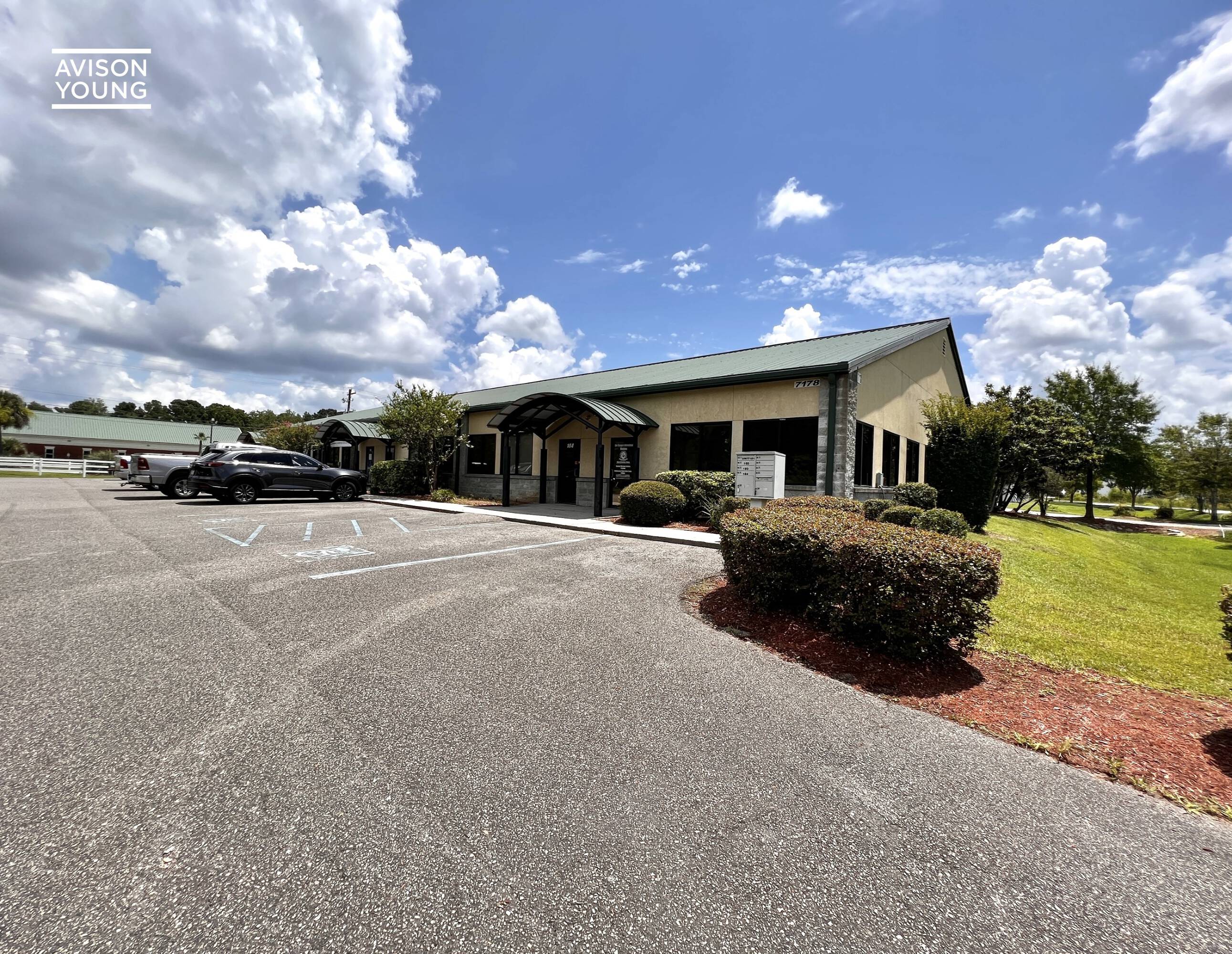 7178 Cross County Rd, North Charleston, SC 29418