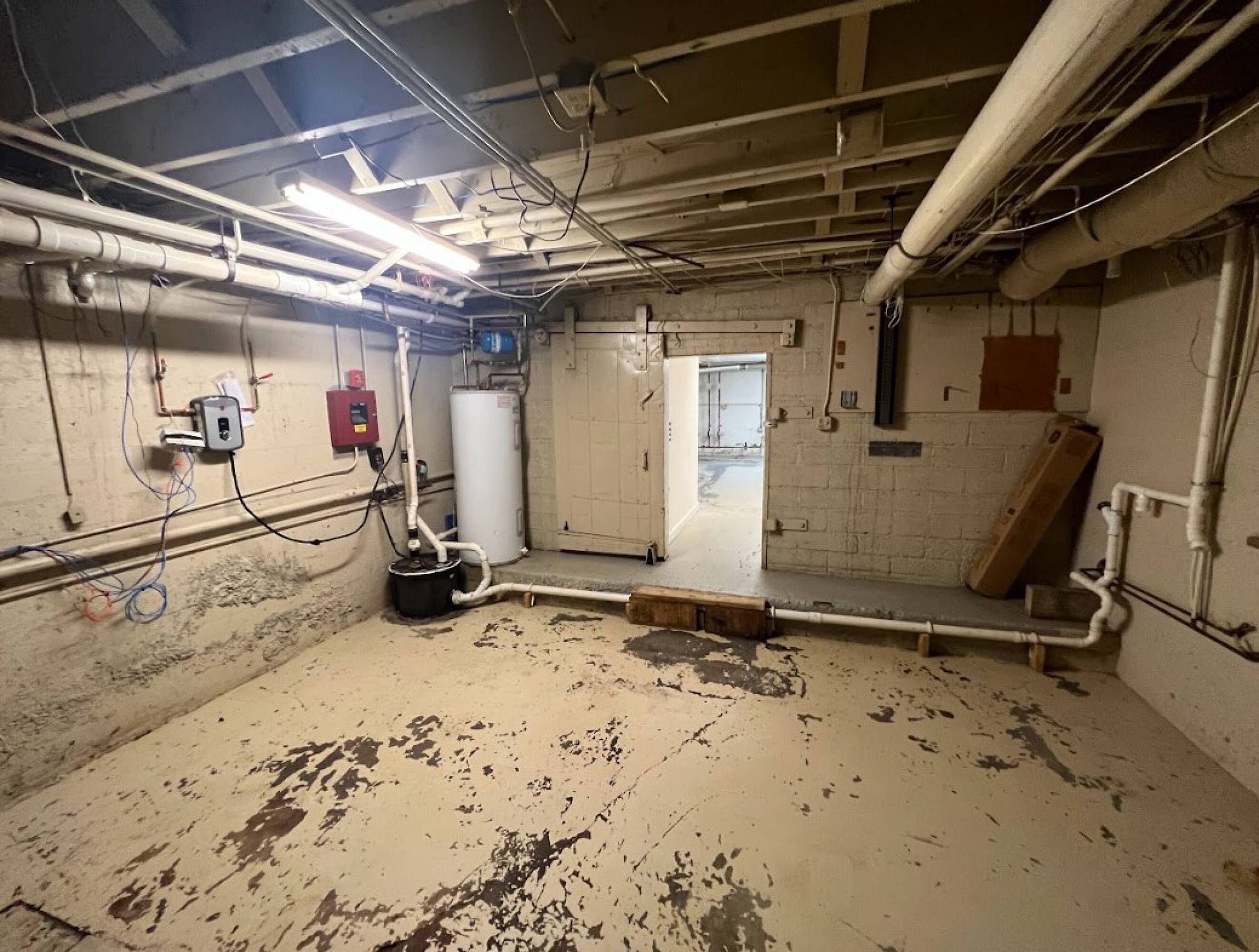 43 Grove St, Peterborough, NH 03458