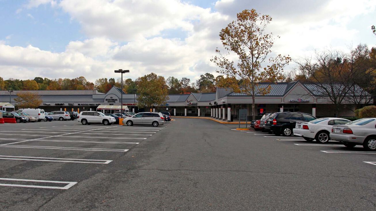 7475 Huntsman Blvd, Springfield, VA 22153