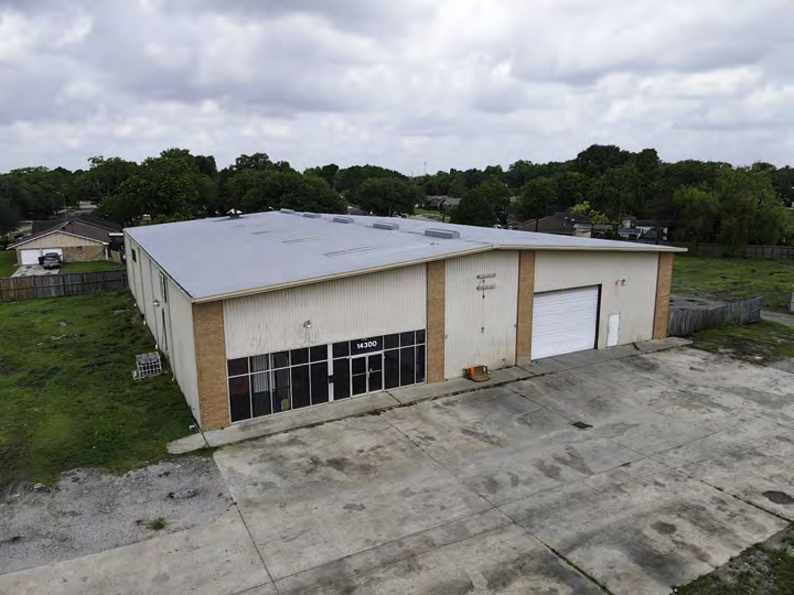 14300 S Post Oak Rd, Houston, TX 77045