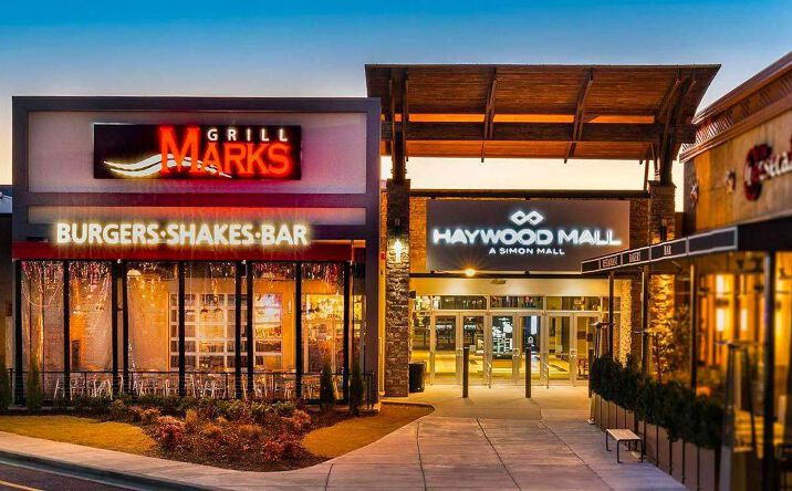Pictures of Restaurant property located at 700 Haywood Rd, Greenville, SC 29607 for sales - image #1