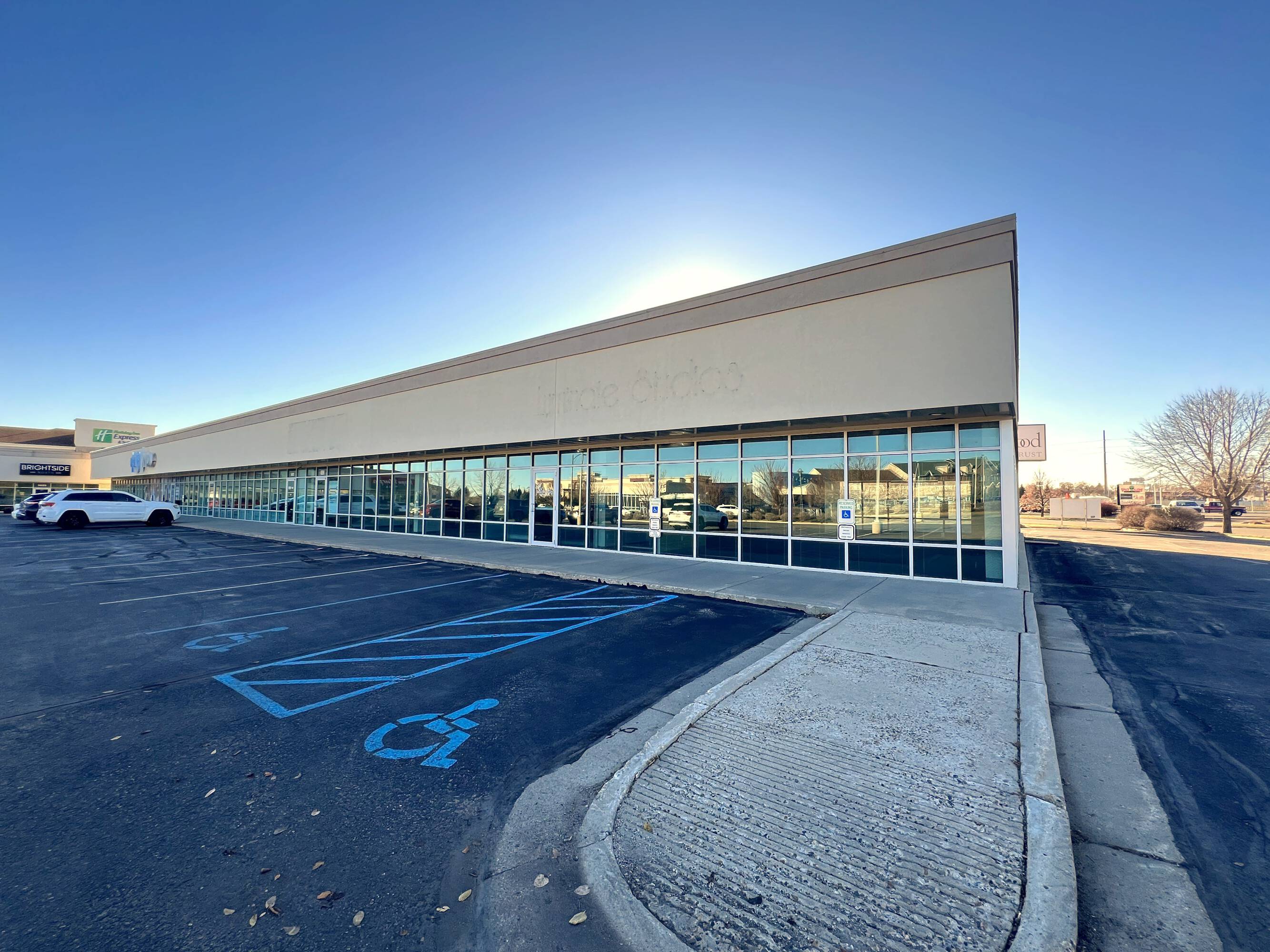 1411 Mapleton Ave, Bismarck, ND 58503