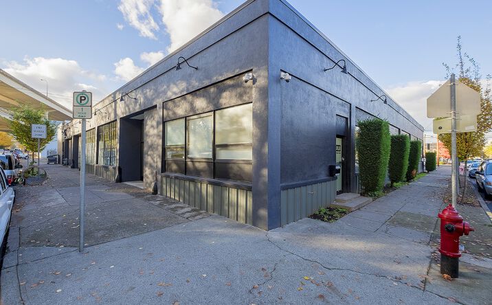 Pictures of Office property located at 1601 Northwest Savier Street, Portland, OR 97209 for lease - image #1