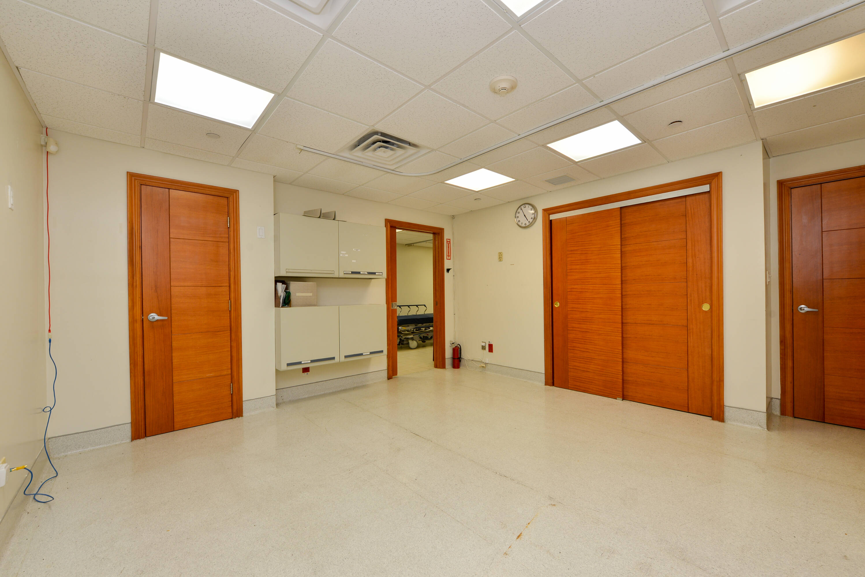 4902 Queens Blvd, Queens, NY 11377