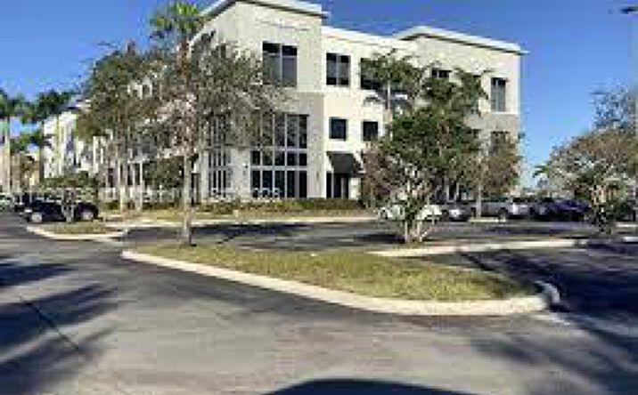 Pictures of Office property located at 7950 NW 53rd St # 332, Doral, FL 33166 for lease - image #1