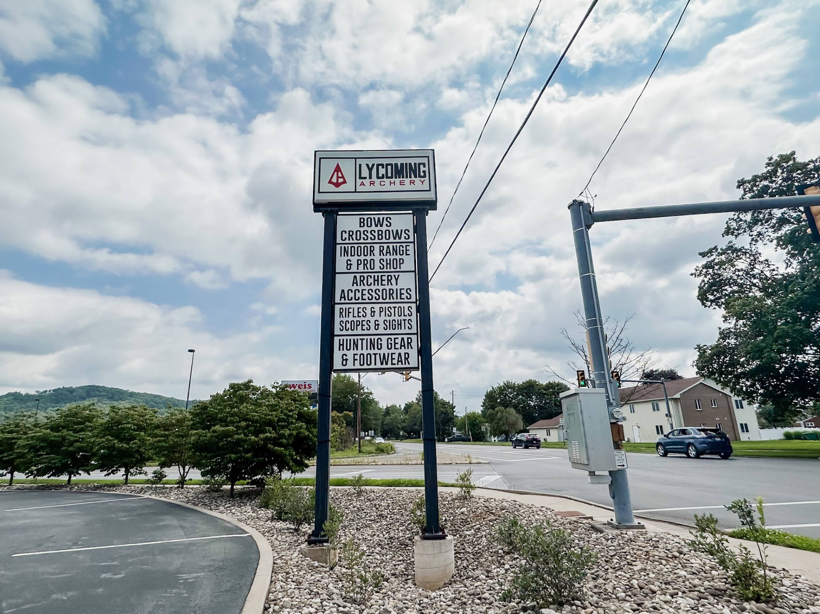 635 N Loyalsock Ave, Montoursville, PA 17754