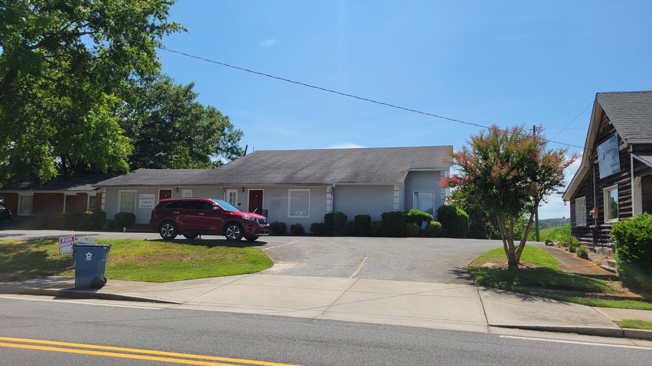 321 N Main St NW, Adairsville, GA 30103