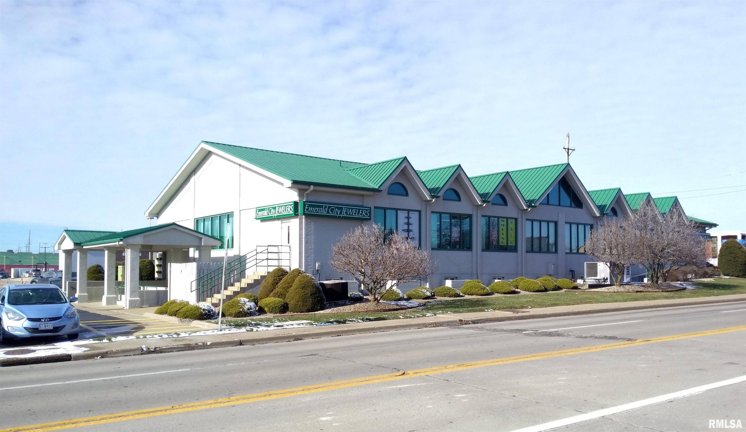 3236 BROADWAY Street, Quincy, IL 62301