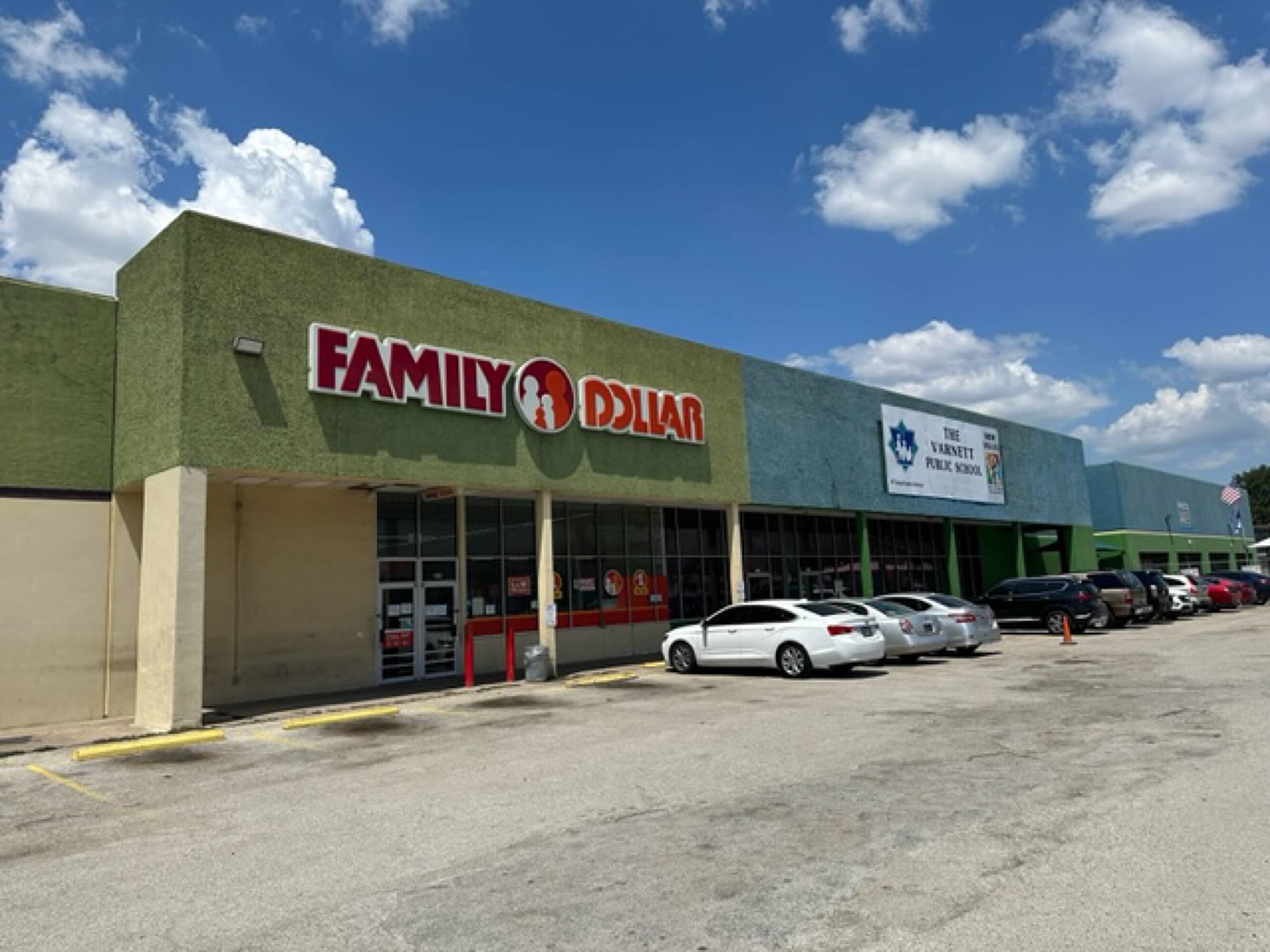 800 Maxey Rd, Houston, TX 77013