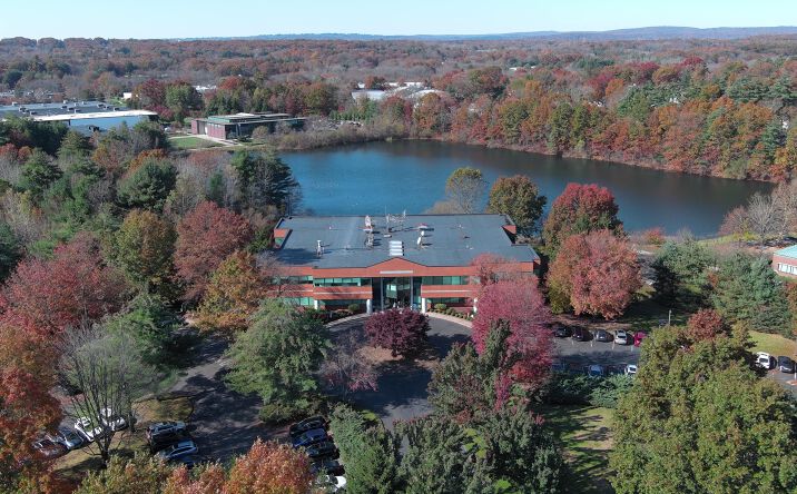 Pictures of Office property located at 10 Executive Dr, Farmington, CT 06032 for lease - image #1