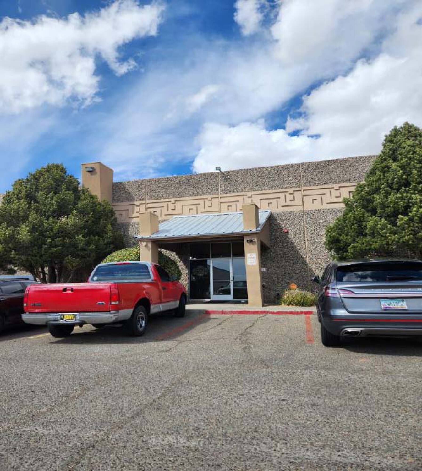 7001 Bluewater Rd NW, Albuquerque, NM 87121