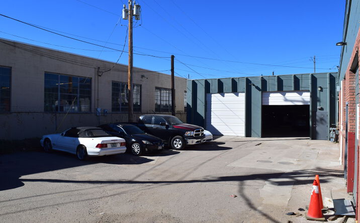 Pictures of Industrial property located at 4695 S Windermere St, Englewood, CO 80110 for lease - image #1