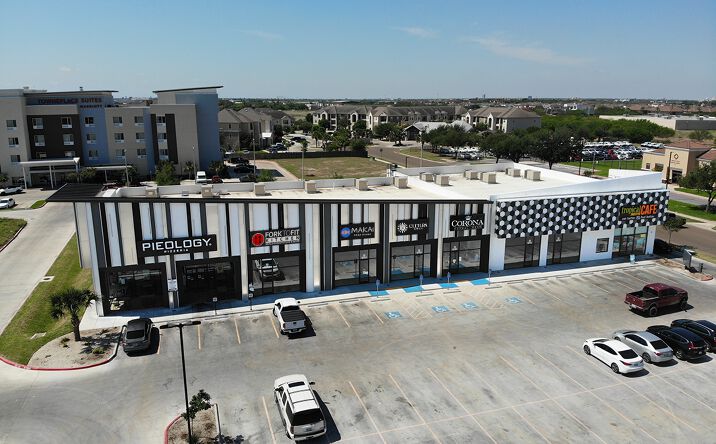 Pictures of Retail, Restaurant property located at 508 W Trenton Rd, Edinburg, TX 78539 for lease - image #1