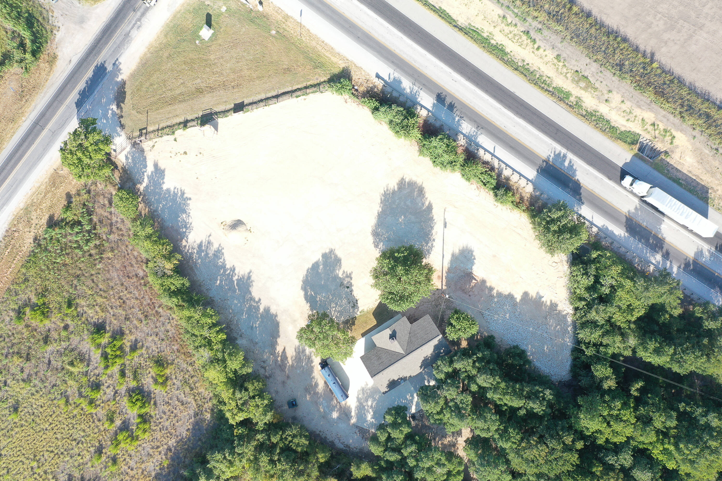 28 Old Lockhart Rd, Kyle, TX 78640