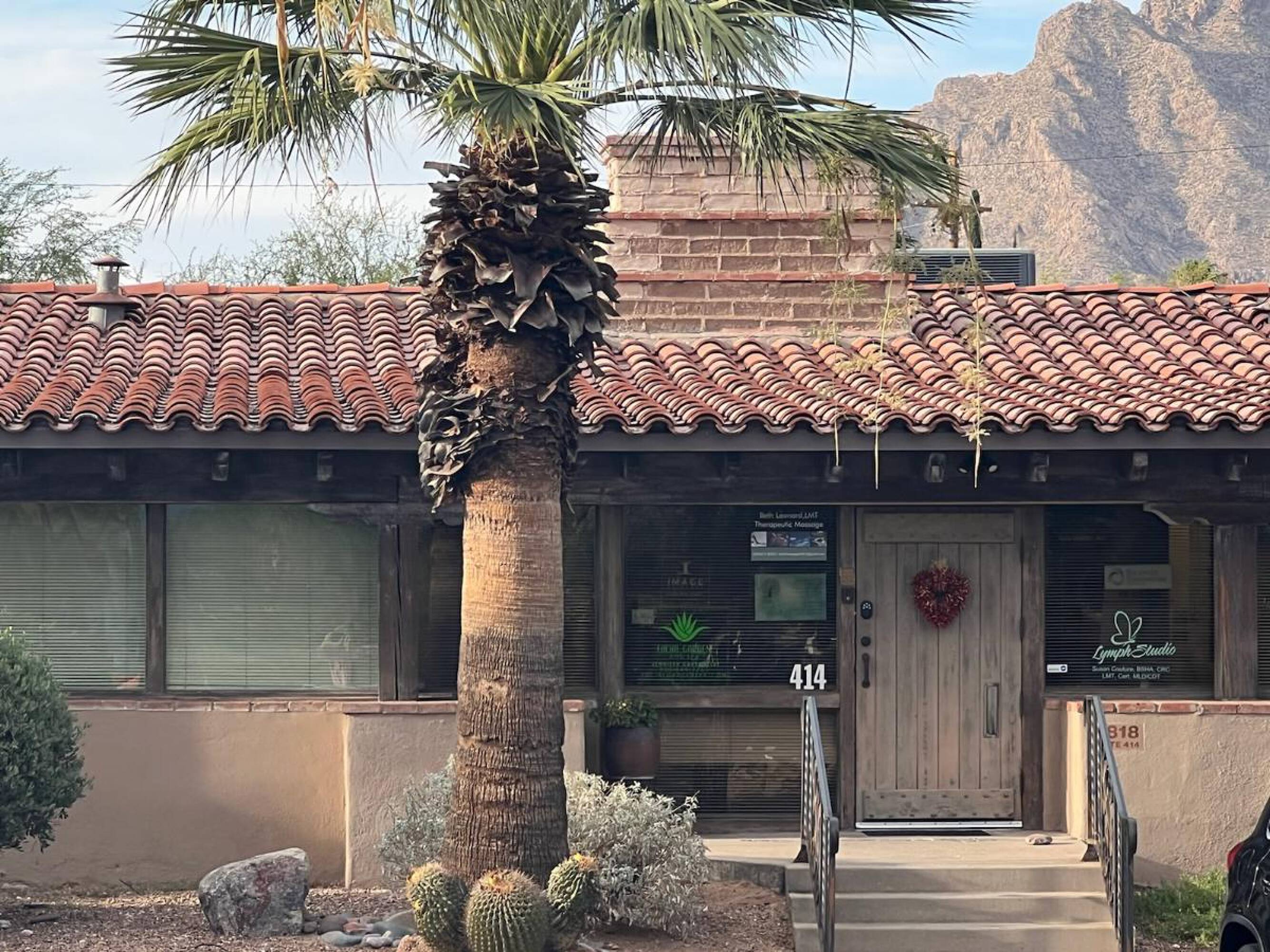 6818-n-oracle-rd-tucson-az-85704-crexi