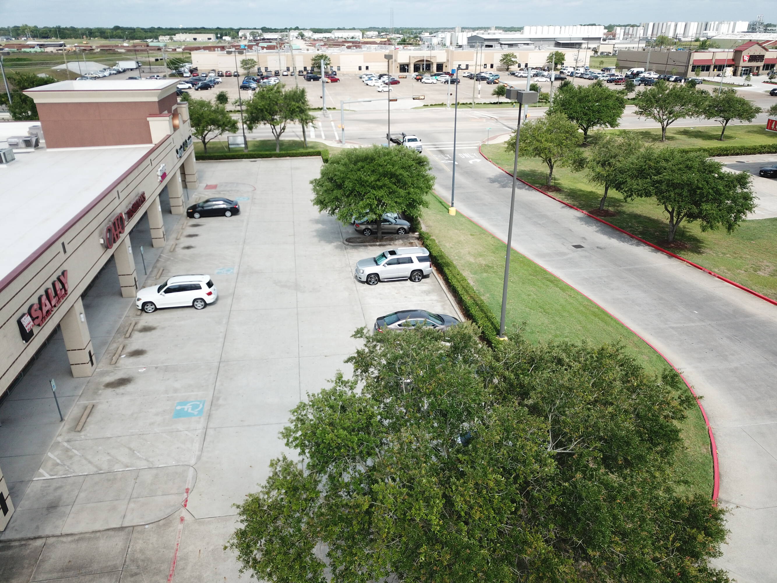 Pearland Central Plaza