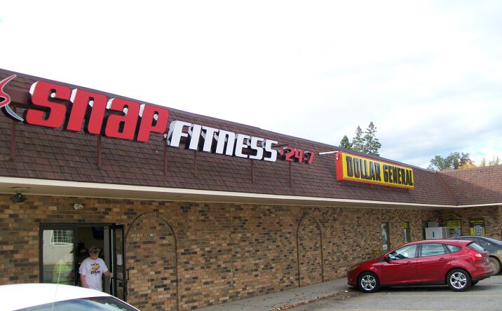 Pictures of Retail property located at 420 W Main St, Carson City, MI 48811 for lease - image #1