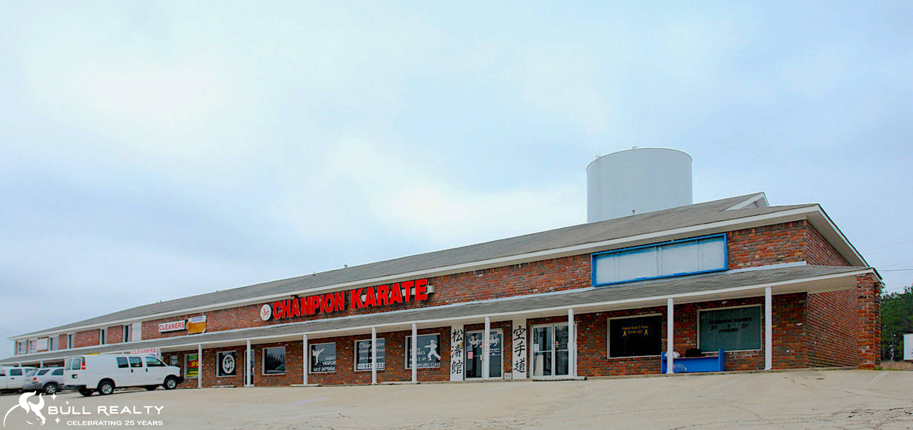 3750 W County Line Rd, Douglasville, GA 30135