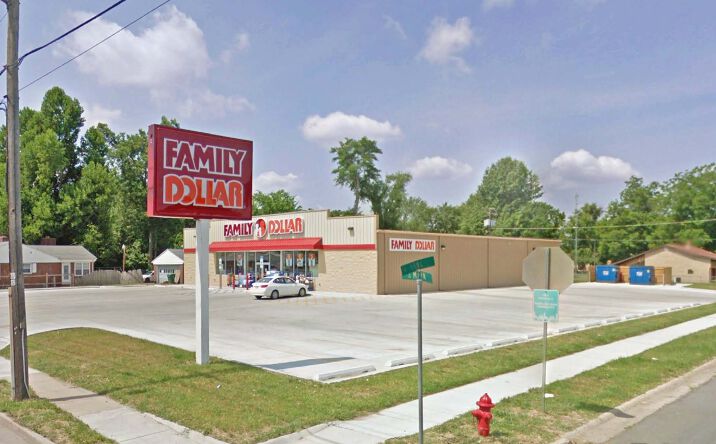 Pictures of Retail property located at 601 S Main St, Charleston, MO 63834 for sales - image #1