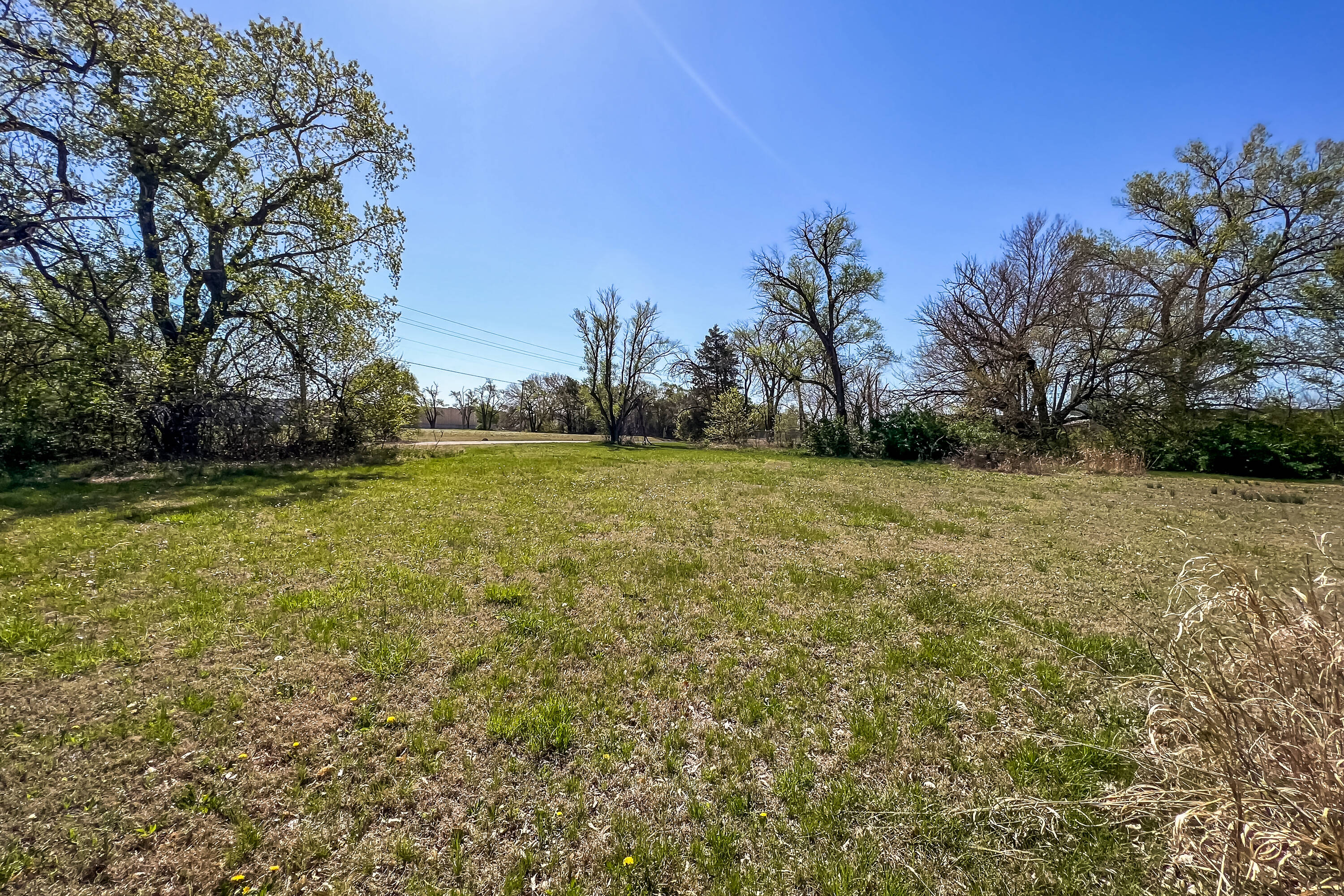 700 E 37th St N, Wichita, KS 67219 | Crexi.com