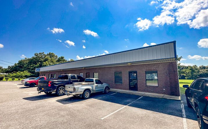 Pictures of Office property located at 207 Tanner Williams Ct, Mobile, AL 36608 for lease - image #1