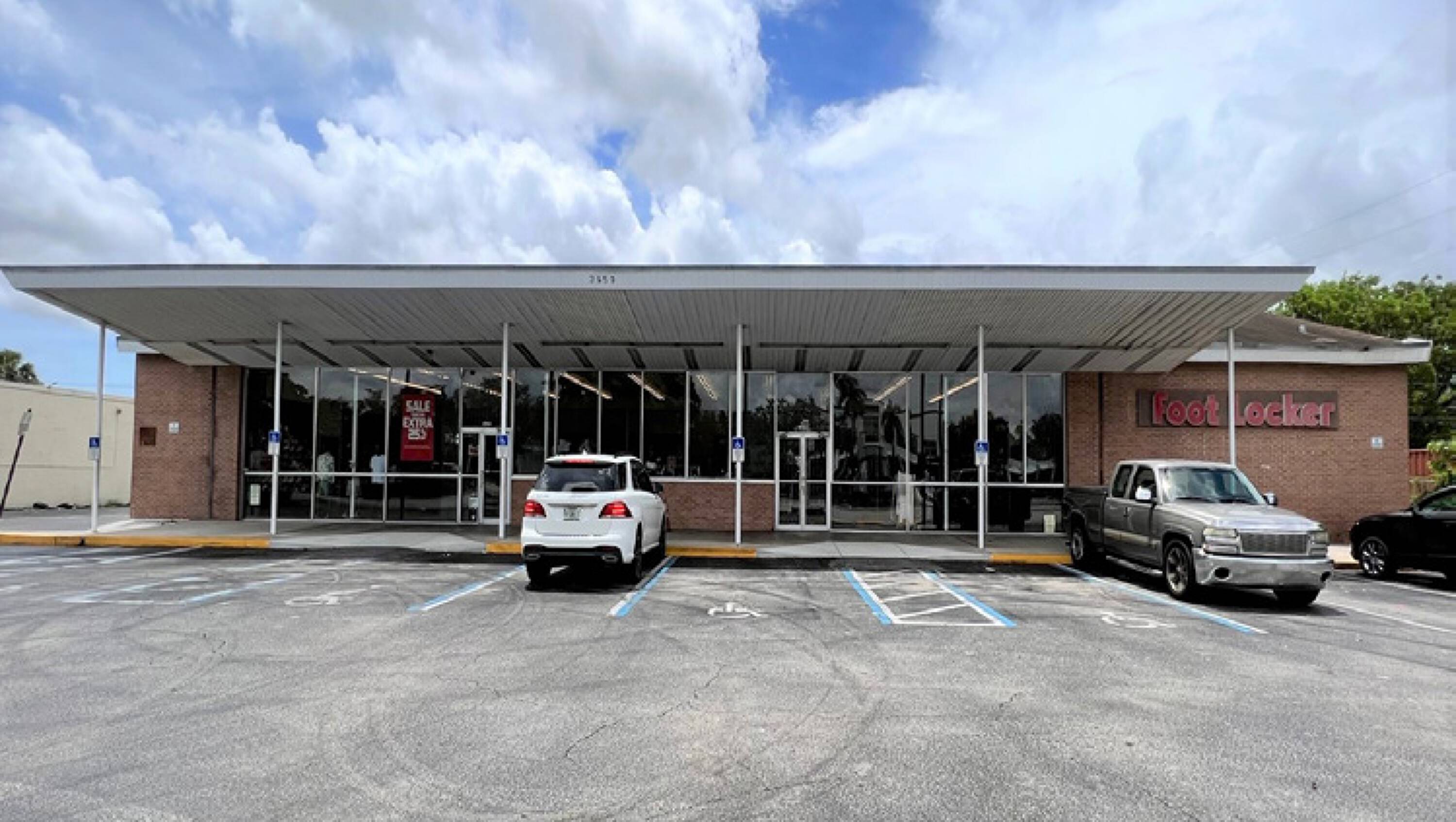 Off Lease Only Broward Location 83 - zd4fl32