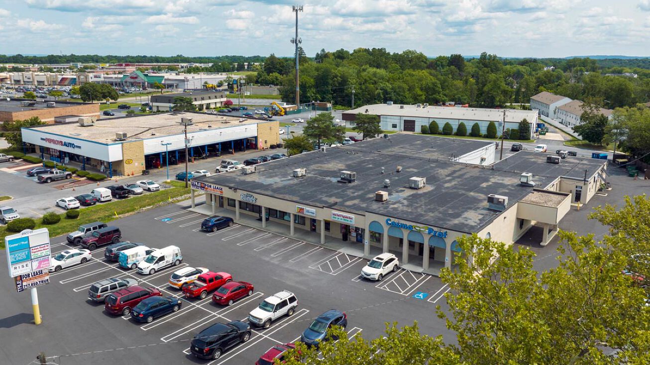 4907 Jonestown Rd, Harrisburg, PA 17109