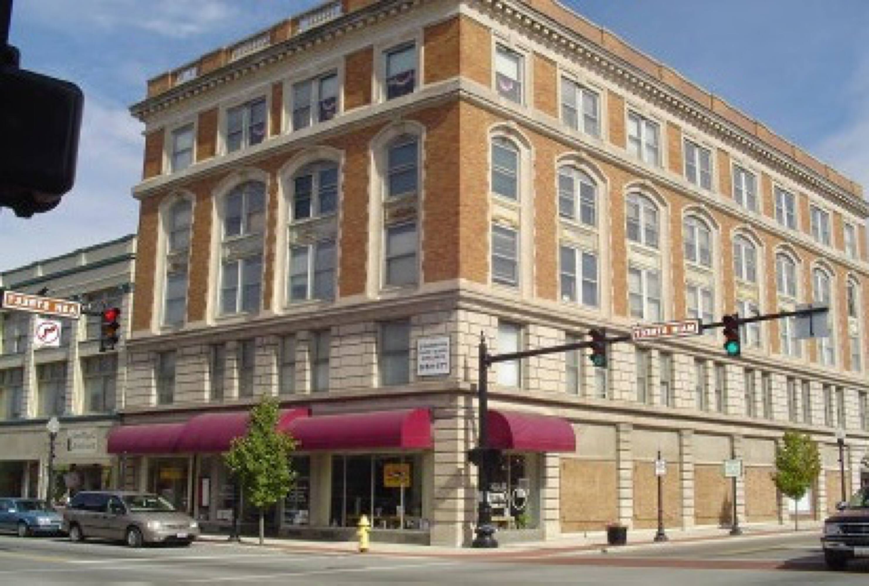 400 N Main St, Piqua, OH 45356