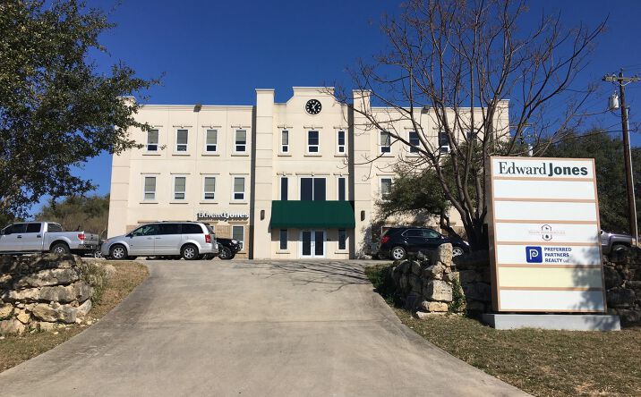 Pictures of Office property located at 18568 Forty Six Pkwy, Spring Branch, TX 78070 for lease - image #1