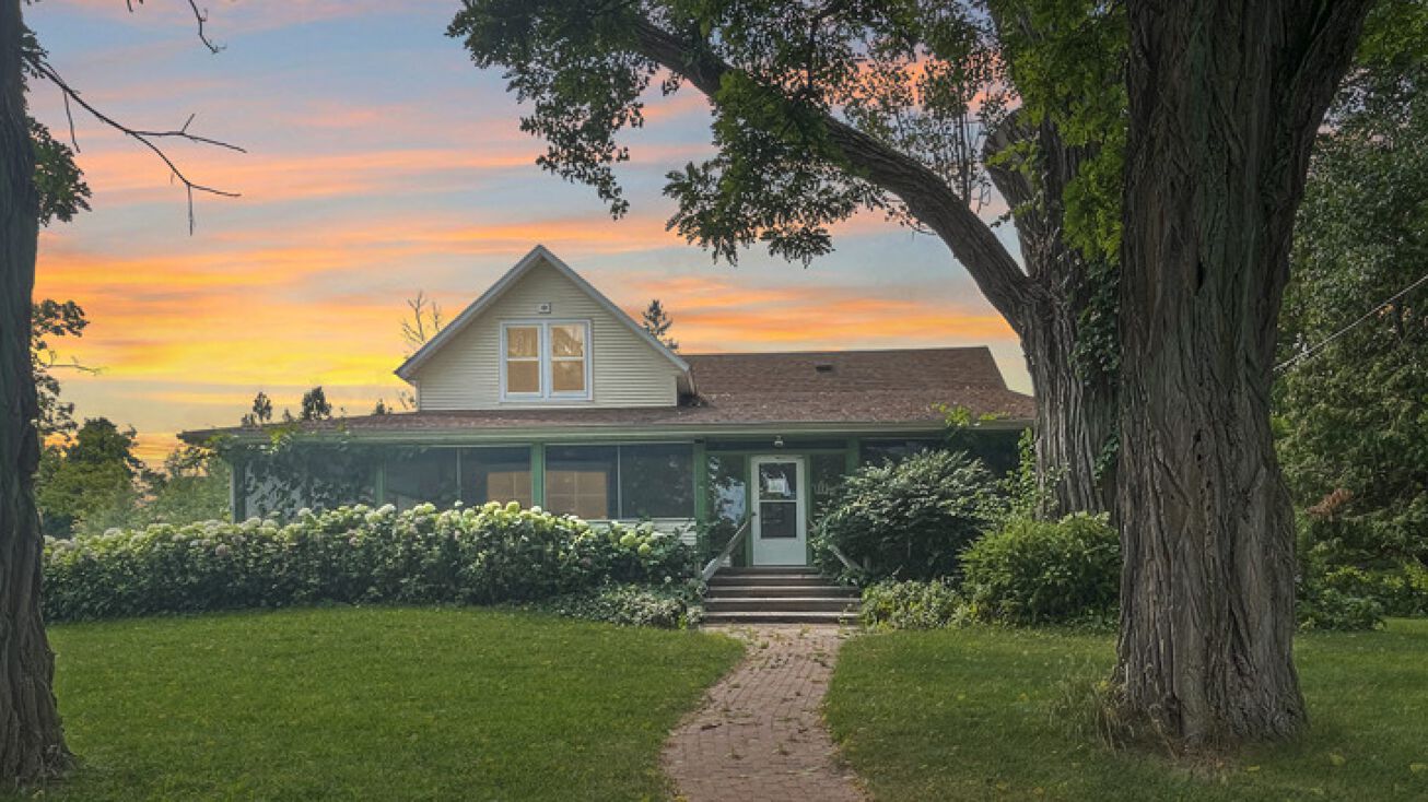 4240 Juddville Rd, Fish Creek, WI 54212