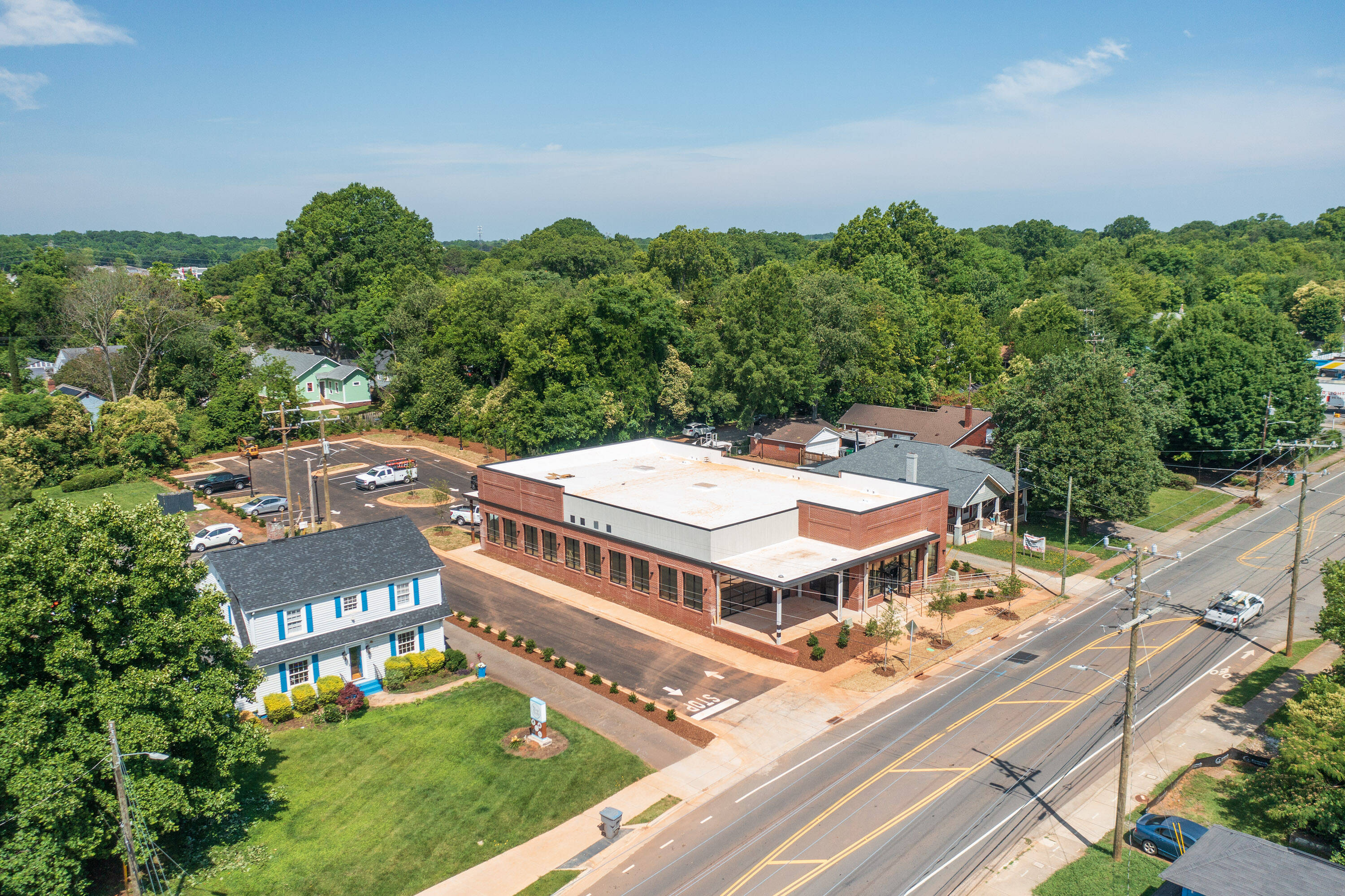 2427 Tuckaseegee Rd, Charlotte, NC 28208