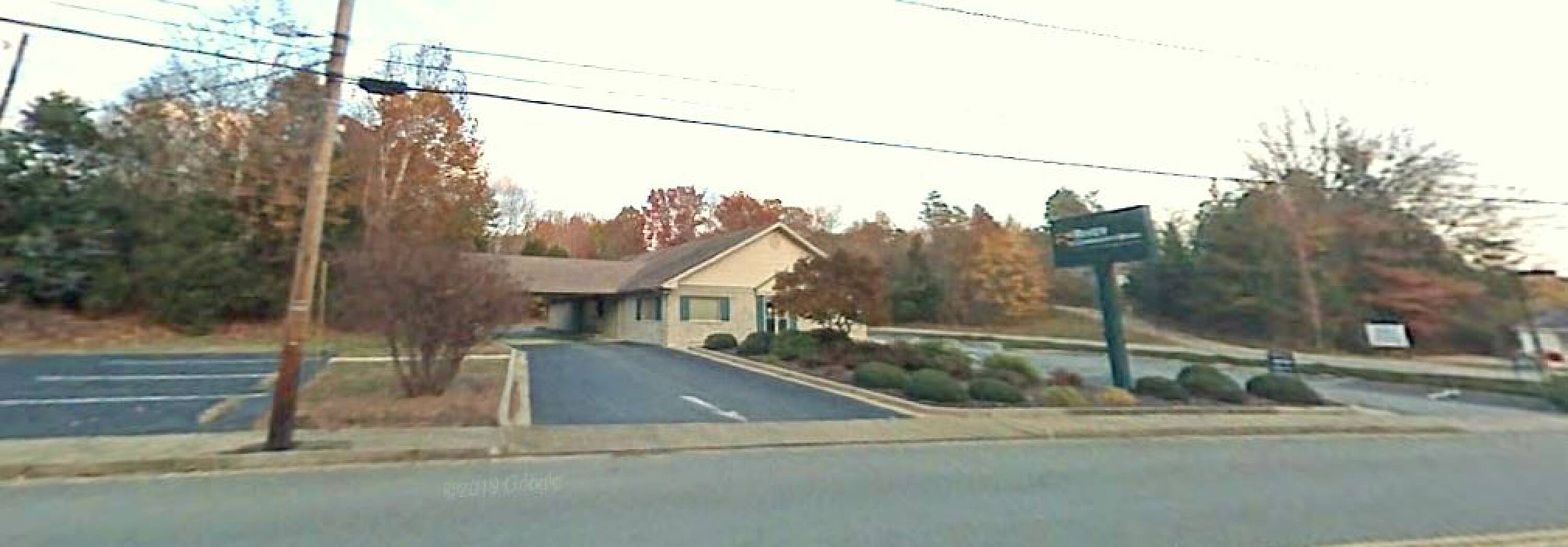 4677 Main St, Drakes Branch, VA 23937