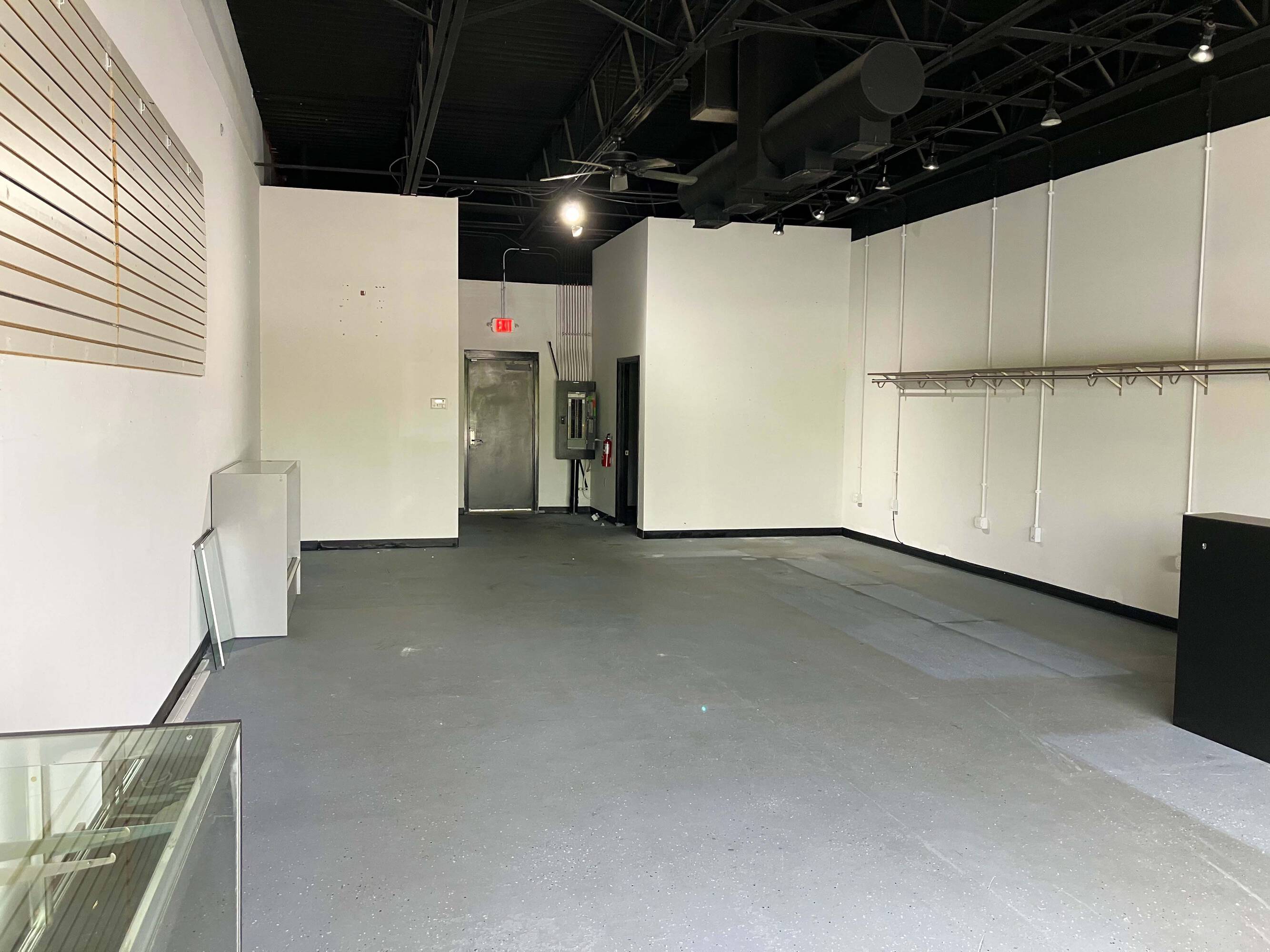 10142 Maysville Rd, Fort Wayne, IN 46835