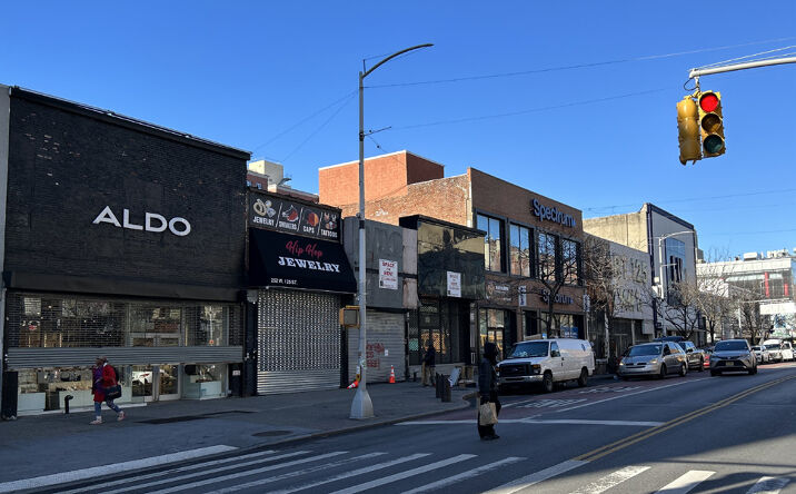 Pictures of Retail property located at 236 West 125th Street, Harlem, NY 10027 for lease - image #1