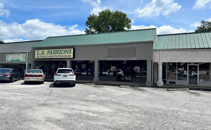 Pictures of Retail, Office property located at 1366 N Pleasantburg Dr, Greenville, SC 29607 for lease - image #1
