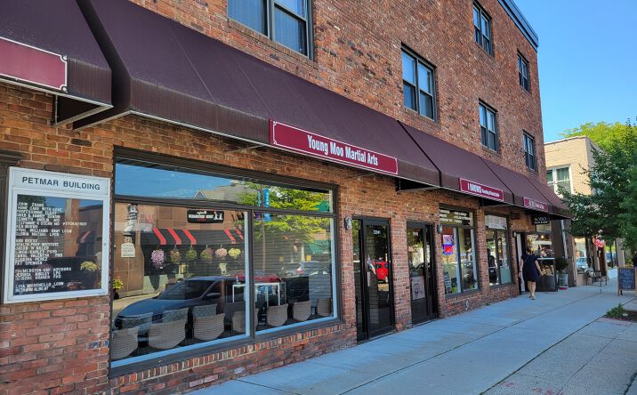 Pictures of Office property located at 320 Raritan Ave, Highland Park, NJ 08904 for lease - image #1