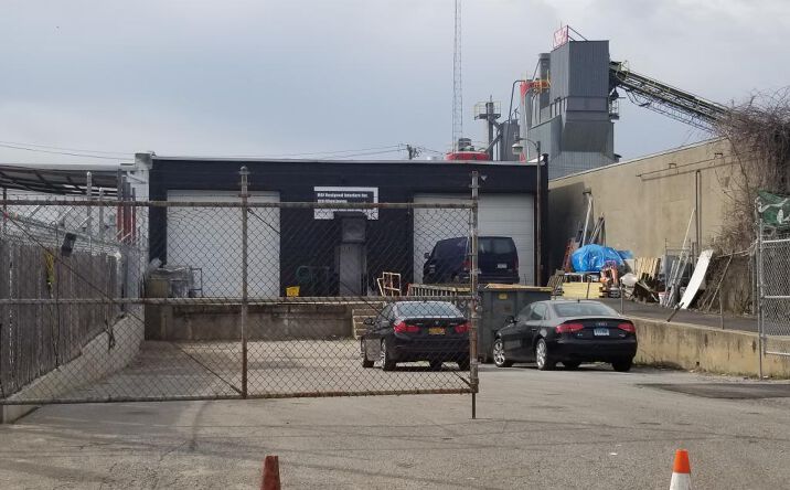 Pictures of Industrial property located at 1819 Gilford Ave, New Hyde Park, NY 11040 for lease - image #1