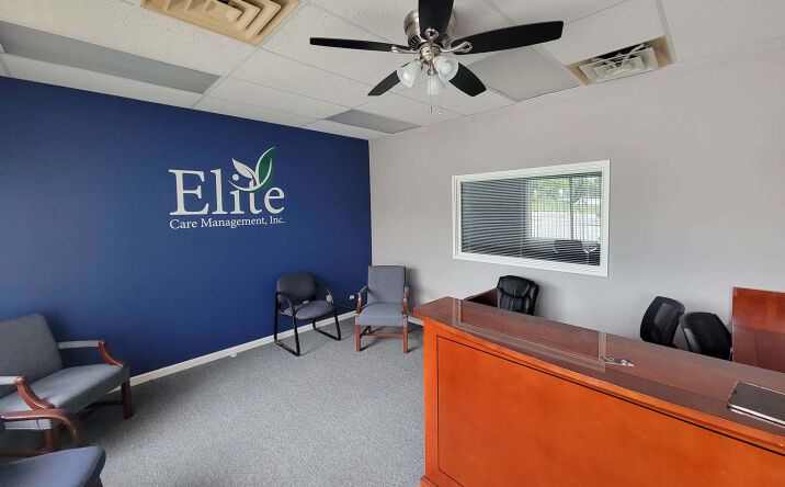 Pictures of Retail, Office property located at 280 W 80th Pl, Merrillville, IN 46410 for lease - image #1