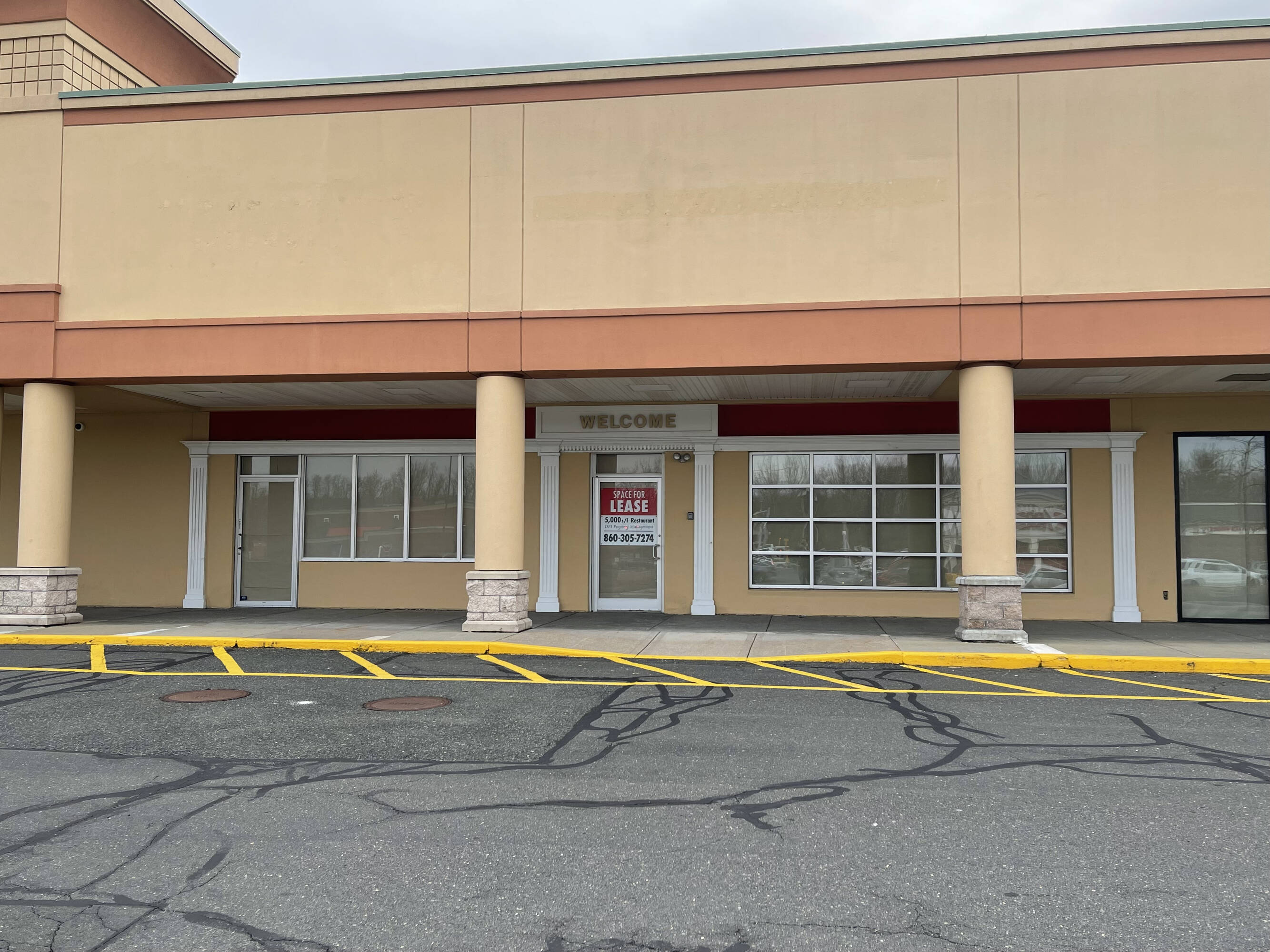 Cvs East Main Street Westfield Ma 22 - j28948m