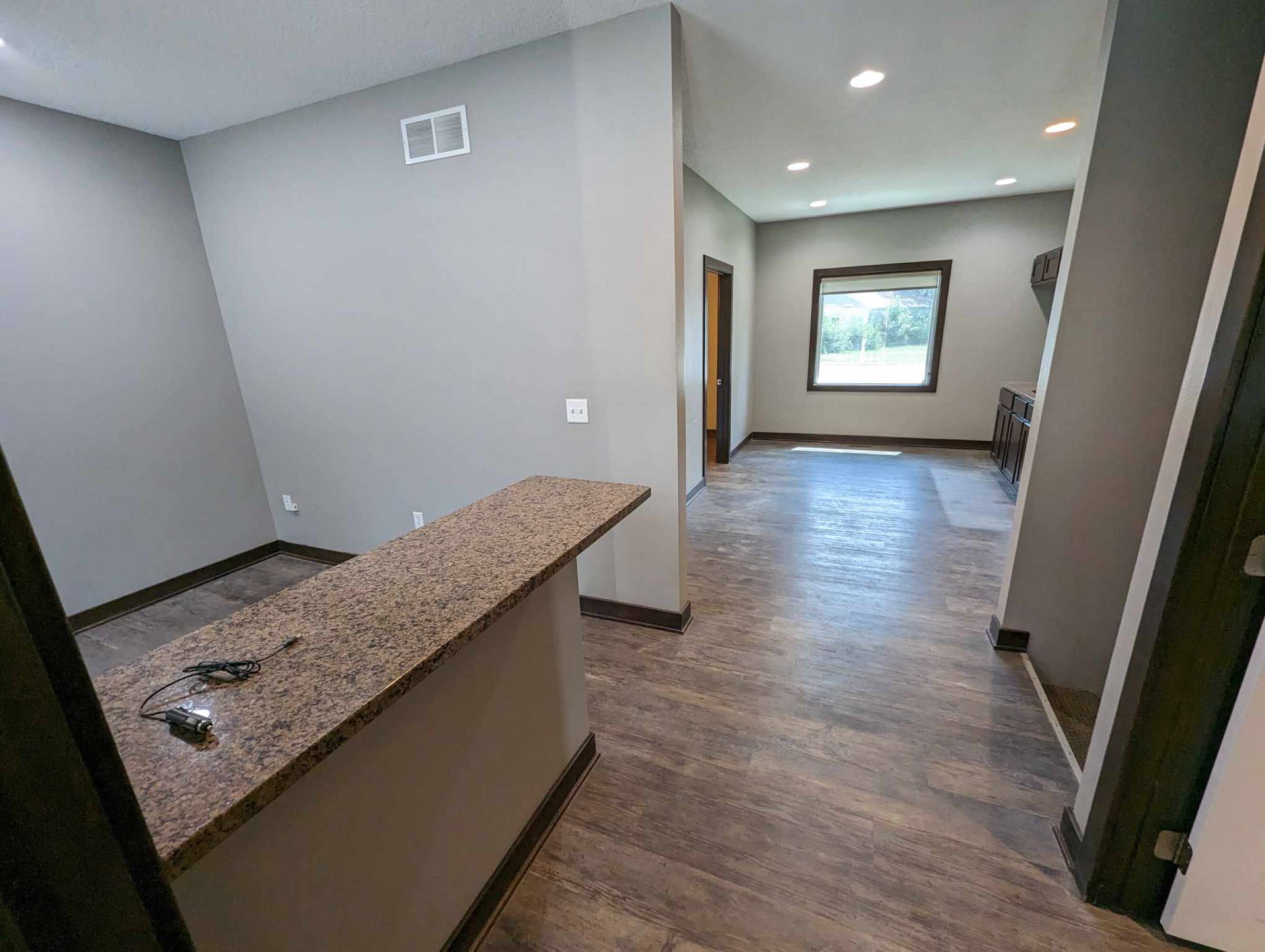 208 3rd Ave SW, Altoona, IA 50009 | Crexi.com