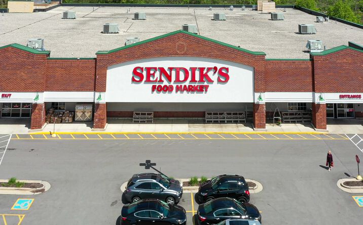 Pictures of Retail property located at 601 Meadowbrook Rd, Waukesha, WI 53188 for lease - image #1