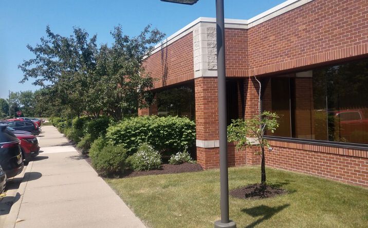 Pictures of Retail, Office property located at 26800 Meadowbrook Rd, Novi, MI 48377 for lease - image #1