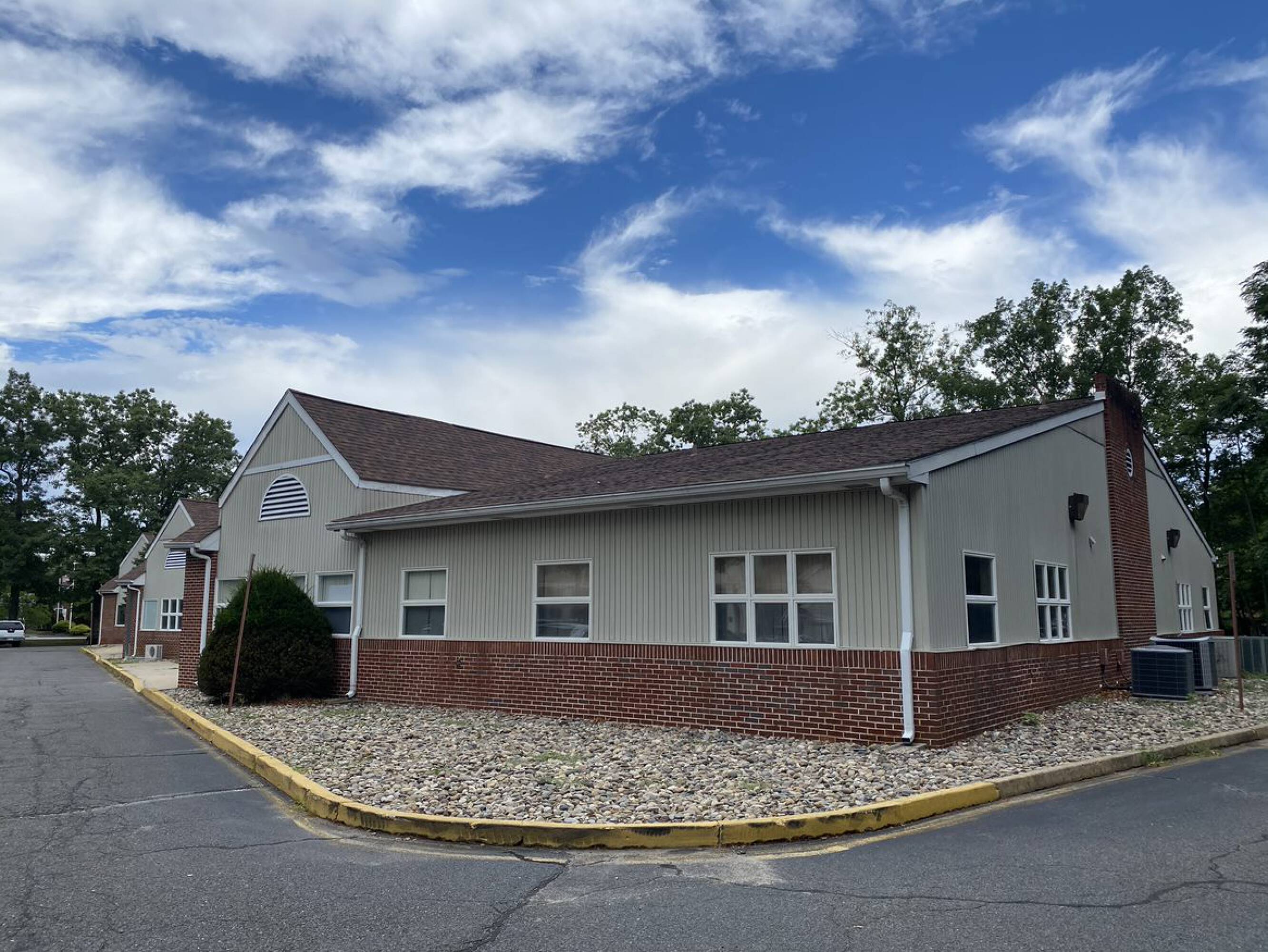 65 Lacey Rd, Whiting, NJ 08759